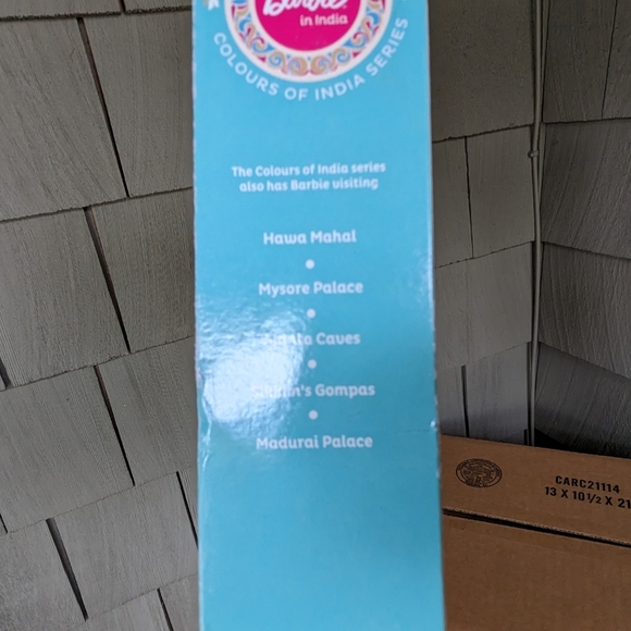 RARE!! New in Box Barbie Doll in India Visits Taj Mahal - Picture 8 of 10